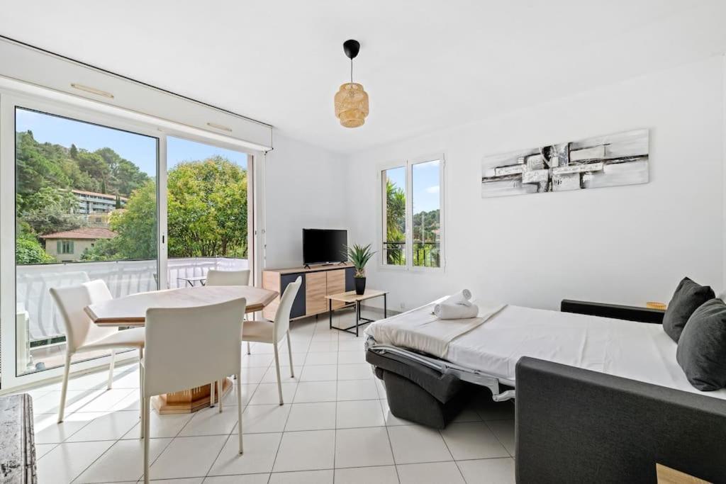 La Villa Julia - Calme - Spacieux - Parking Prive - Climatisation Menton Eksteriør billede