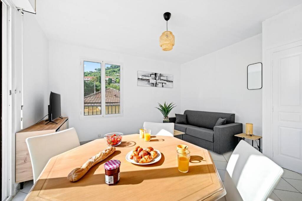 La Villa Julia - Calme - Spacieux - Parking Prive - Climatisation Menton Eksteriør billede
